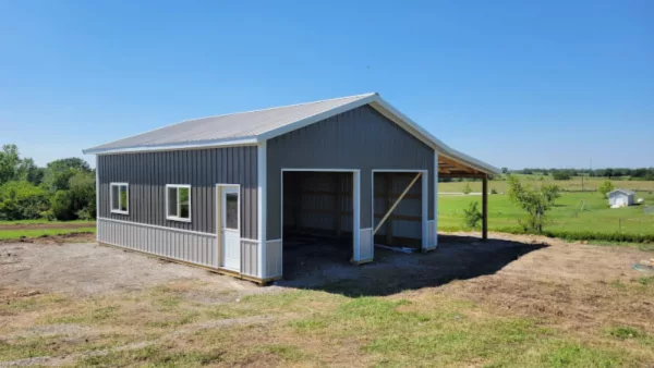 Check out our affordable pole barns in Chillicothe MO.